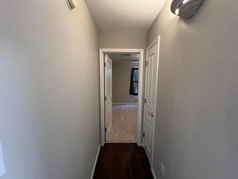 323 Camino Real — Photo 34