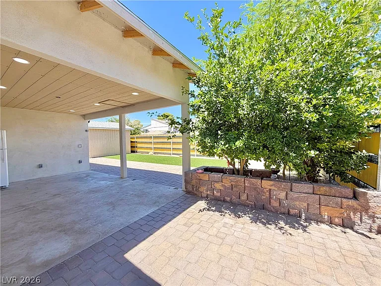 6144 Rosalita Ave — Photo 21