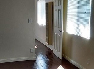 147 W 54th St, Los Angeles, CA 90037