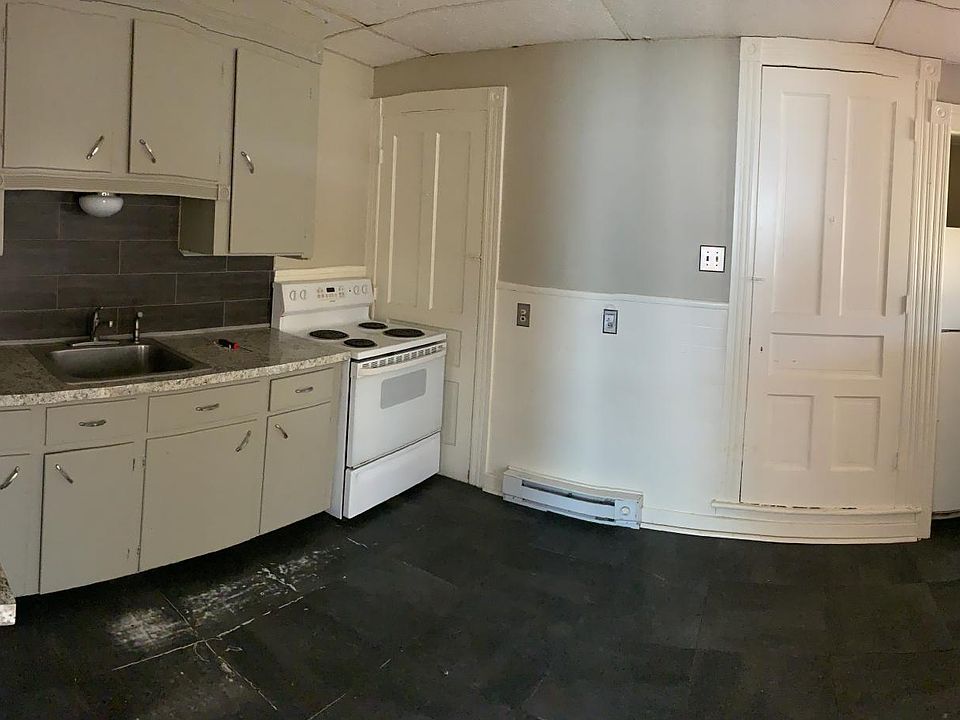 2nd image of 89 Analomink St #22c7yzjts