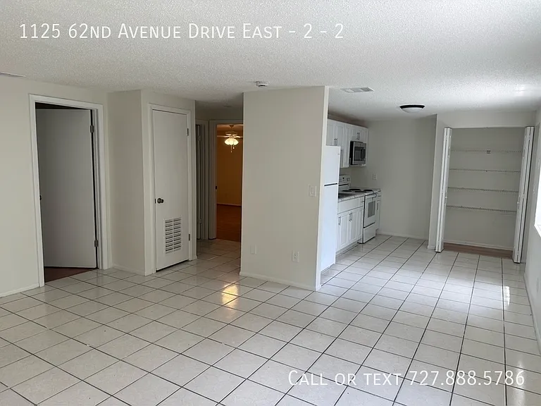1125 62nd Avenue Dr E #2 — Photo 4