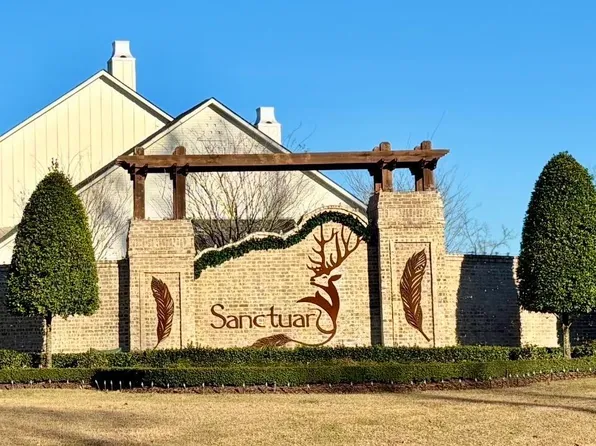 Sanctuary Ave, Baton Rouge, LA 70817