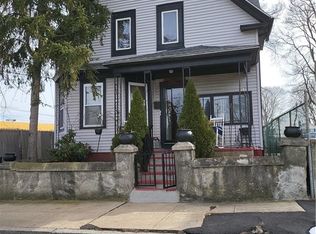 12 Wyatt St, Providence, RI 02905