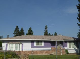 408 Hawthorne Dr, Pinehurst, ID 83850