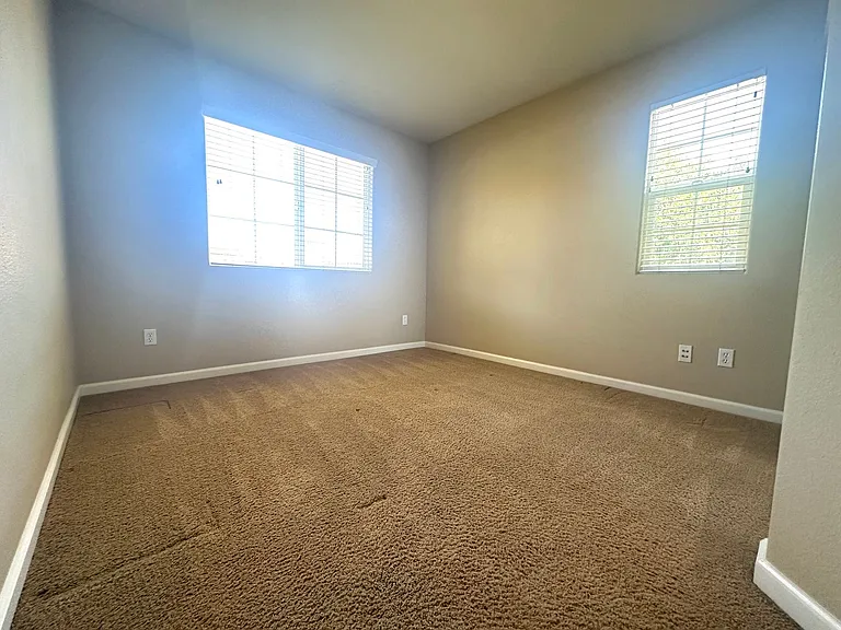 1377 Reagan Way — Photo 16