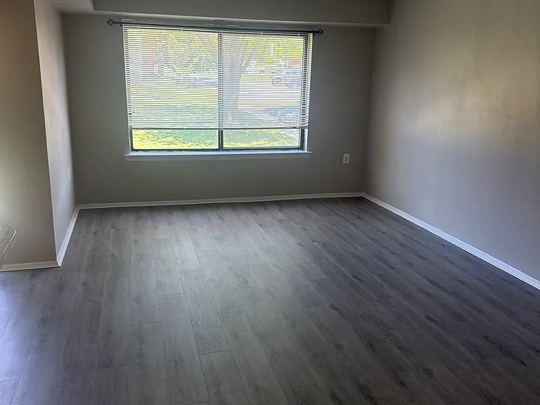 125 S Clubhouse Dr SW #7 — Photo 8