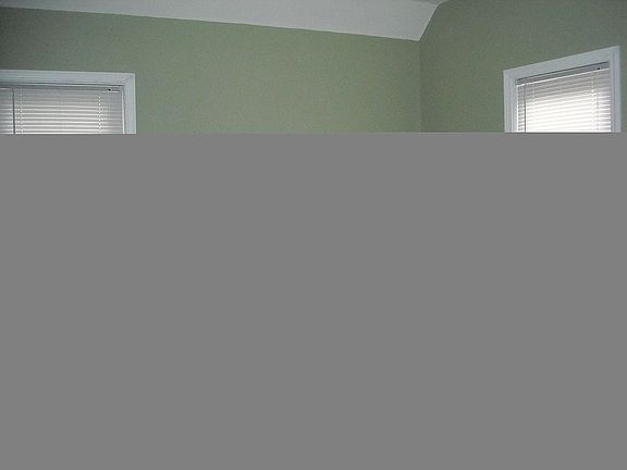 4th image of 218 E Kemp St
