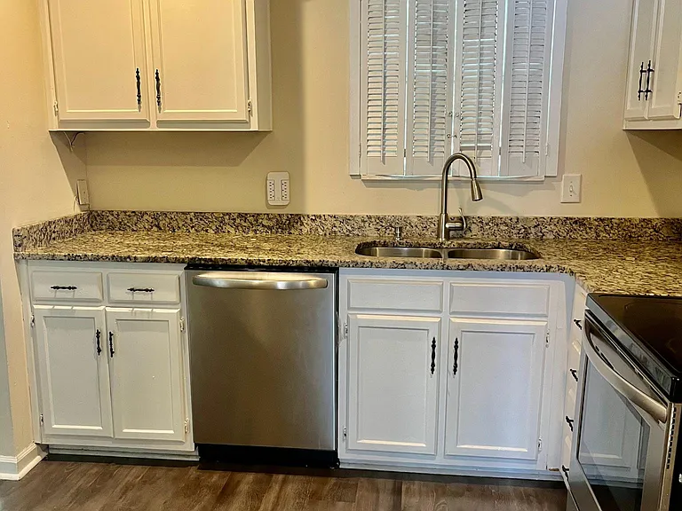 1213 Fairway Ter — Photo 4