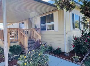 4155 NE Three Mile Ln UNIT 28, McMinnville, OR