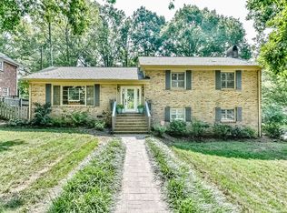 6761 Lancer Dr, Charlotte, NC 28226