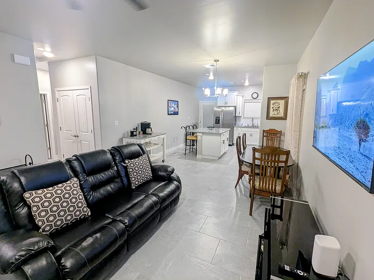 7486 Eagle Vista St — Photo 7