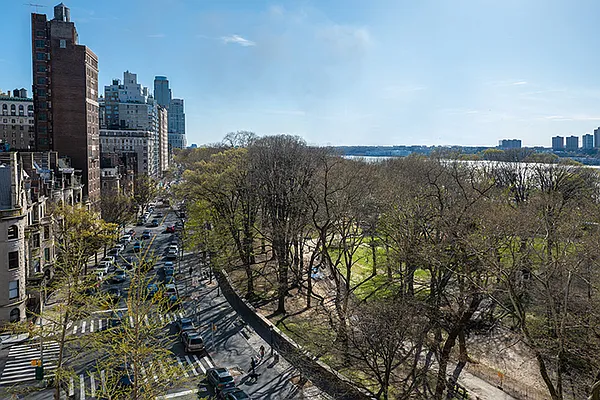 Rented by Rita S Citrin, LREB | media 6