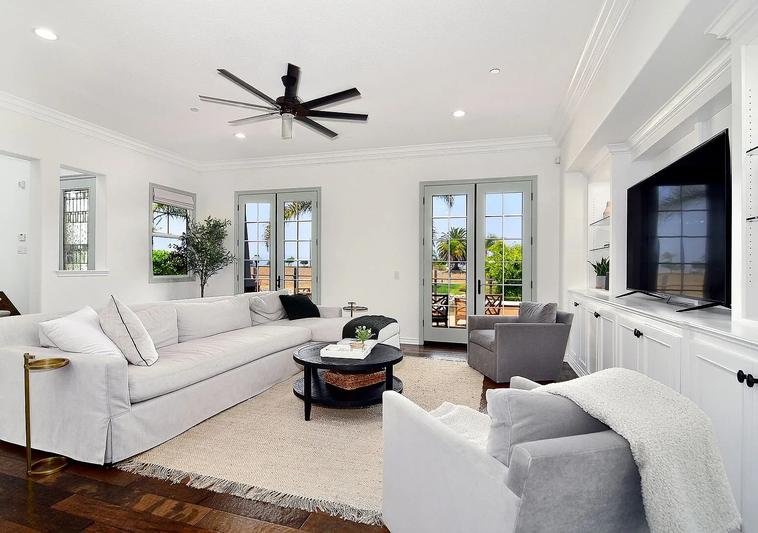 4011 Adriatic | The Pearl of Adriatic at Seabridge| Furnished Monthly Rental — Photo 4