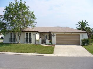 7134 Flaggler Dr, Port Richey, FL 34668