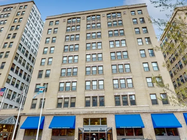 680 S Federal St APT 508, Chicago, IL 60605