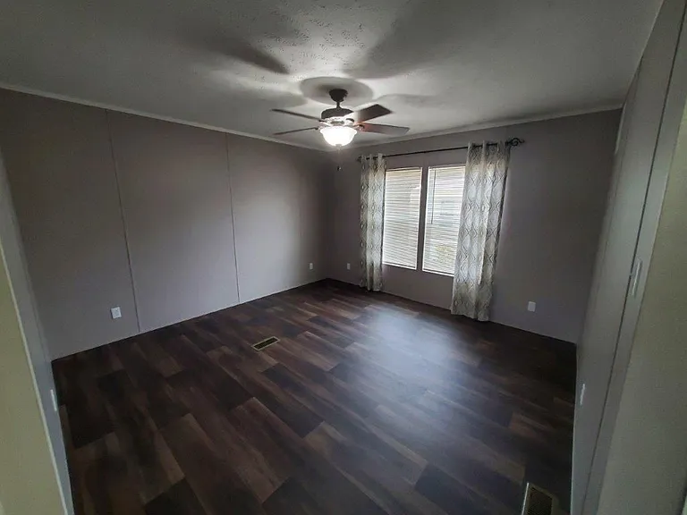 Amherst Ridge — Photo 21