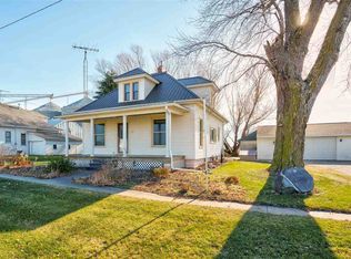 203 Main St, Harper, IA 52231
