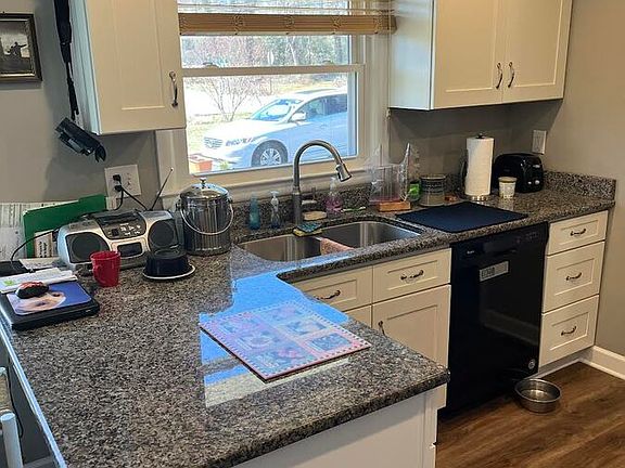 4th image of 133 Woodland Dr