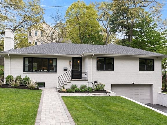 2nd image of 41 Sunset Rd