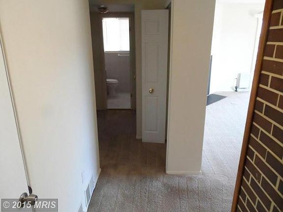 2nd image of 7127 Donnell Pl #D