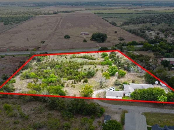 1629 N Us Highway 183, Lockhart, TX 78644