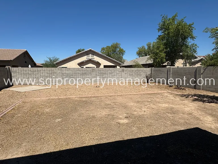 11630 W Washington St — Photo 14