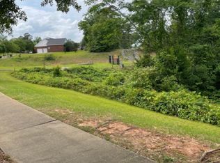 504 Prestwick Dr, Dothan, AL 36305
