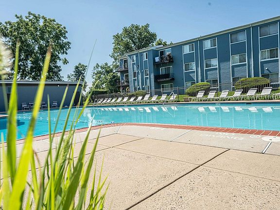 Arbor Lane Pool