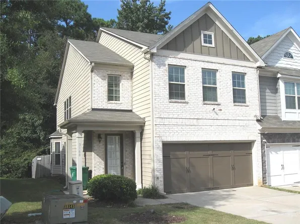 3168 Spicy Cedar Ln, Lithonia, GA 30038