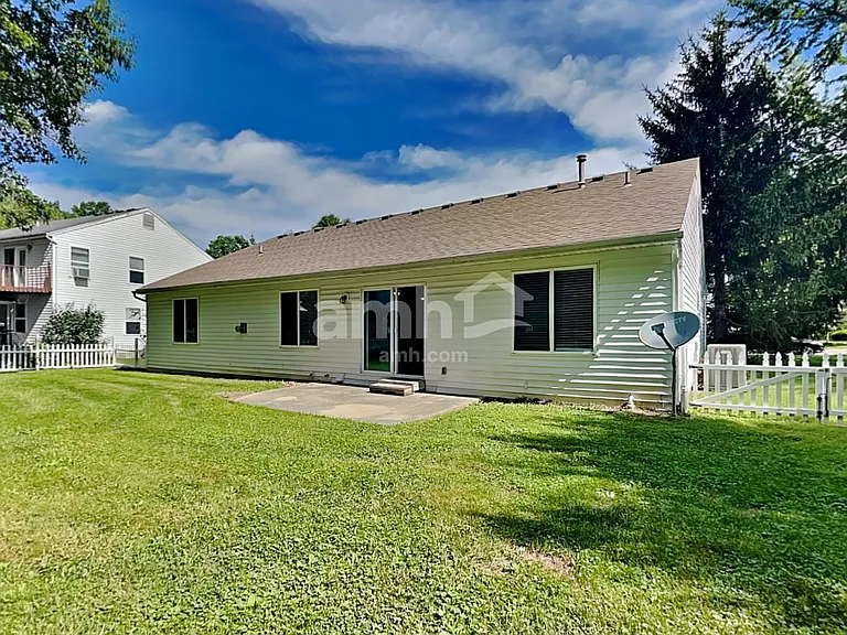545 Foxglove Ct — Photo 21