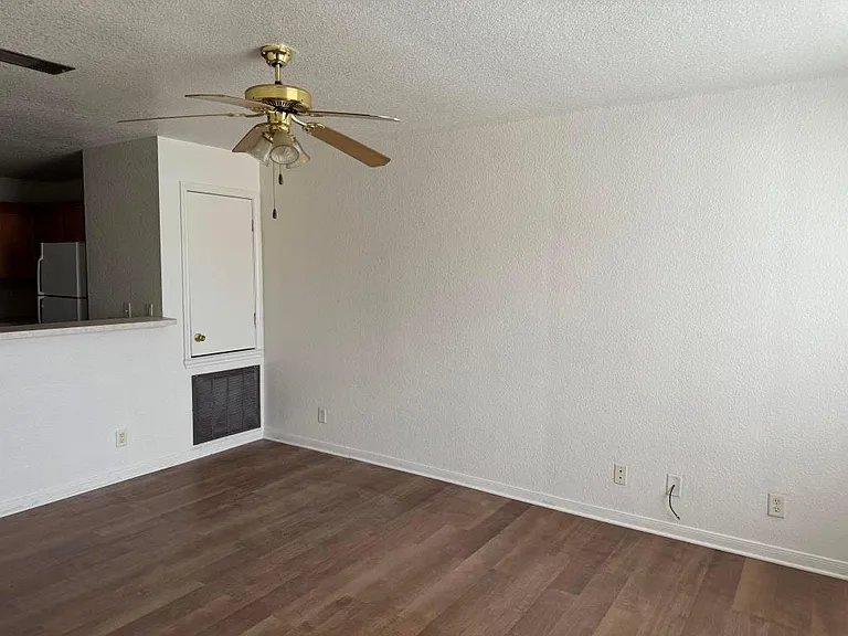3312 Cantabrian Dr #D — Photo 13