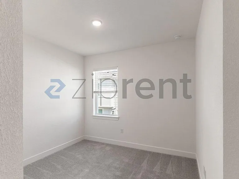 1016 Brickell Loop #B — Photo 11