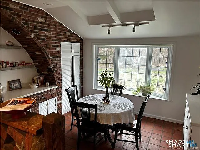 18 Platts Hill Rd — Photo 3