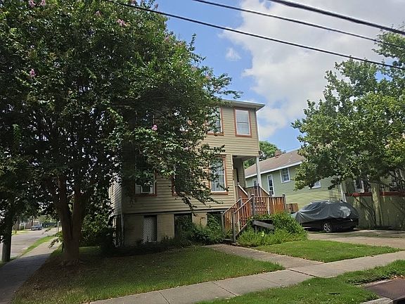 3rd image of 3300 Upperline St