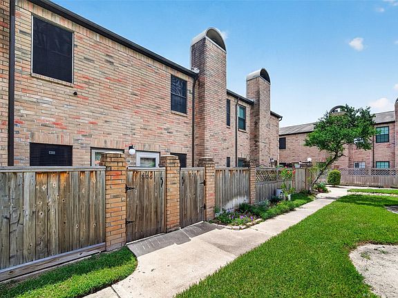 2nd image of 9850 Pagewood Ln APT 807