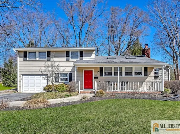 23 Griggs Rd, Cranbury, NJ 08512