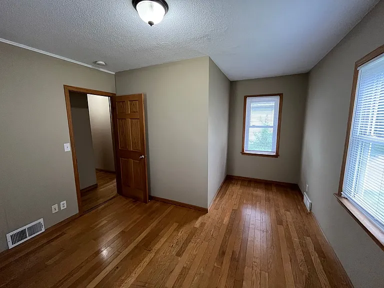 1001 Hubbard Ave — Photo 10