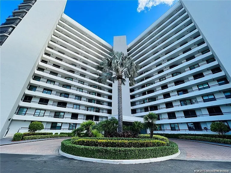8800 S Ocean Dr #806 — Photo 54