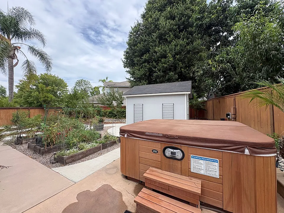 1659 Prestwick Ct
