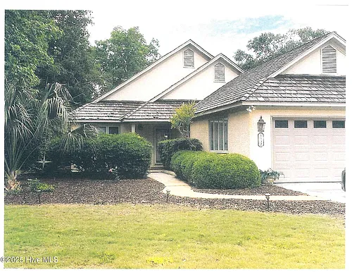 1932 Prestwick Ln Photo 1