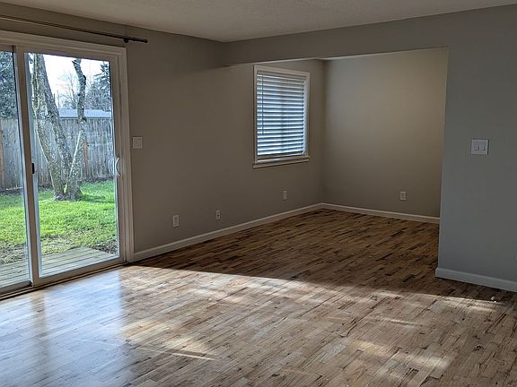 4th image of 208 SE 98th Ave #214
