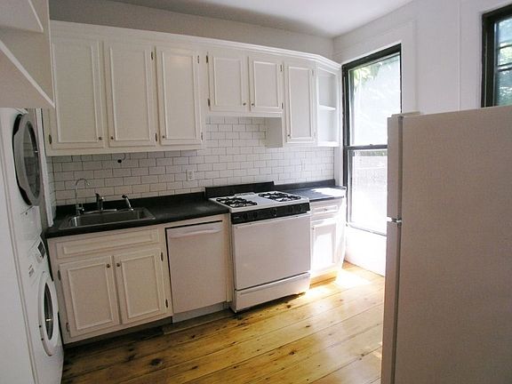 5th image of 184 Garfield Pl #2
