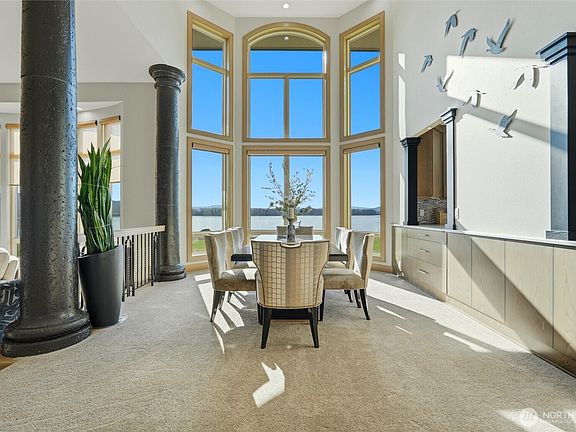 5th image of 266 Columbia Point Road