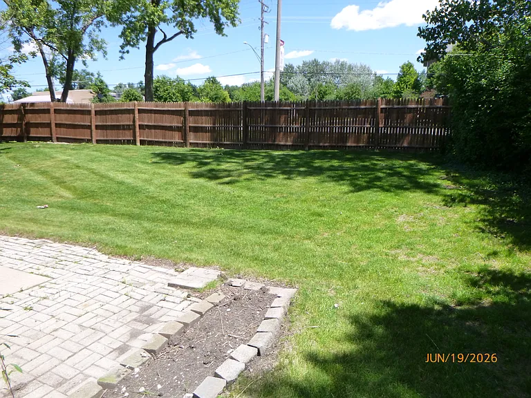 1529 Crab Tree Dr — Photo 14