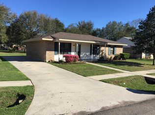 306 Aristotle Dr, Lafayette, LA 70508