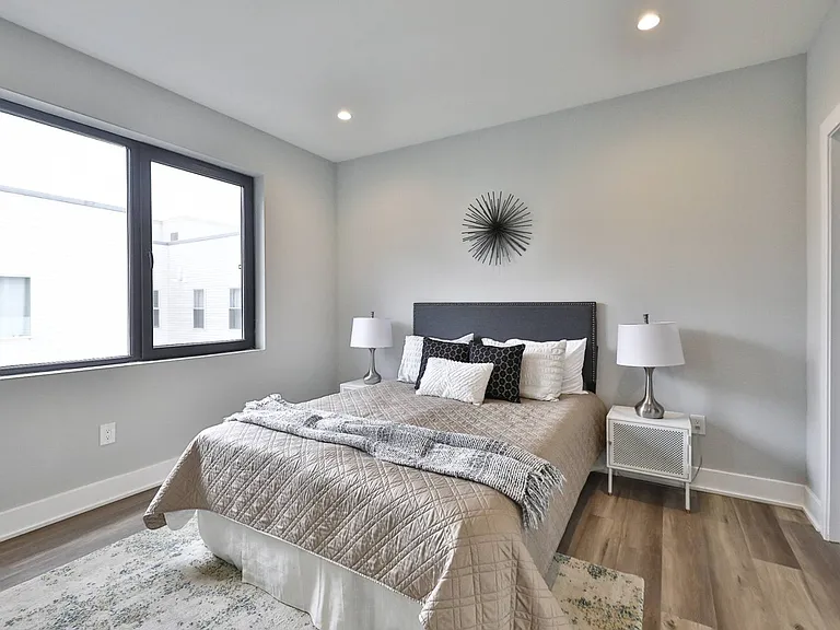 1612 Cambridge St #203 — Photo 9