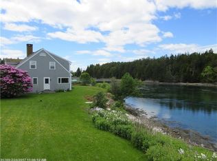 12 Grist Mill Ln, Harpswell, ME 04079