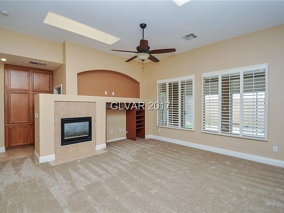 4th image of 5394 Esparon Ave