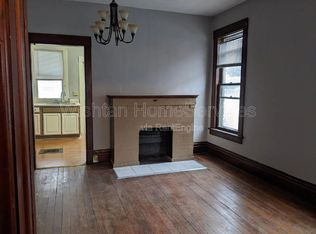 591 Clark St, Galesburg, IL 61401