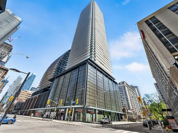 501 Yonge St, Toronto, ON